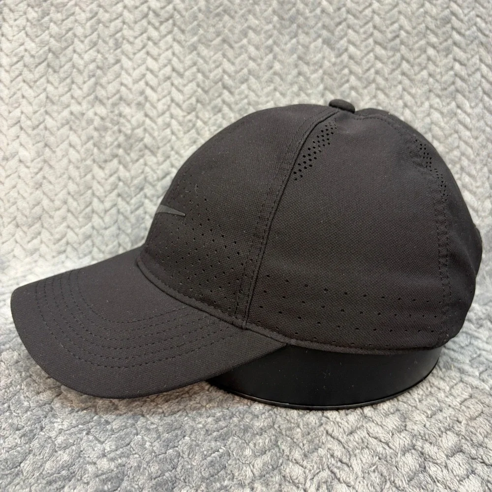 Nike Legacy91 Dri-FIT Black Perforated Adjustable Snapback Golf Hat Cap 0767